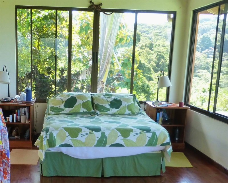 Sleeping soundly with open windows